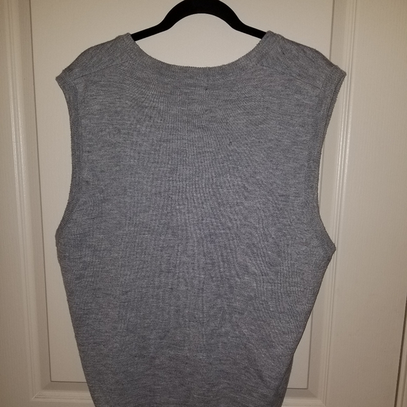 Vest - Picture 2 of 2